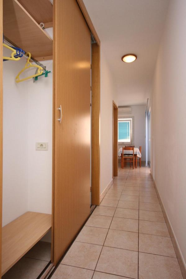 Apartment Stara Novalja 6301B Exterior photo